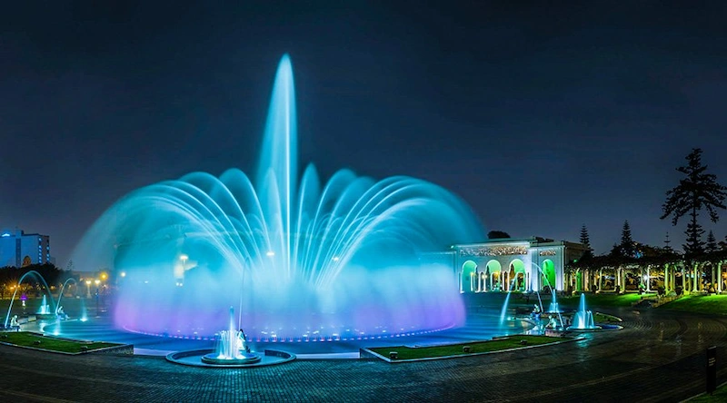 El Circuito Mágico del Agua