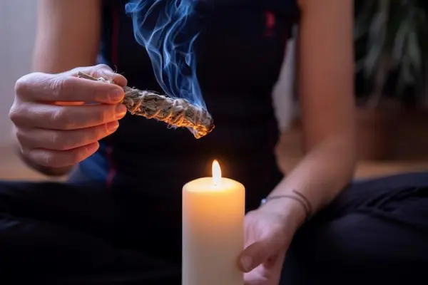 El dejar ir: rituales de soltura y liberación|Rituales simples para despedir el año viejo