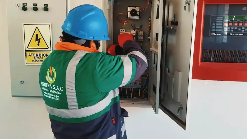 Compromiso con la eficiencia y seguridad industrial